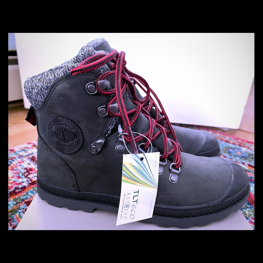 Palladium hiking boots 6.5